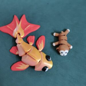 Articulated goldfish- Flexi toy